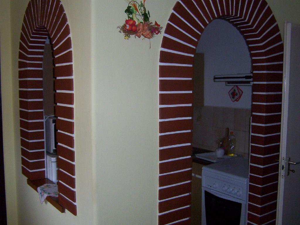 Marika Haus Hotel Buk Room photo