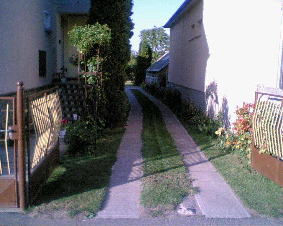 Marika Haus Hotel Buk Exterior photo